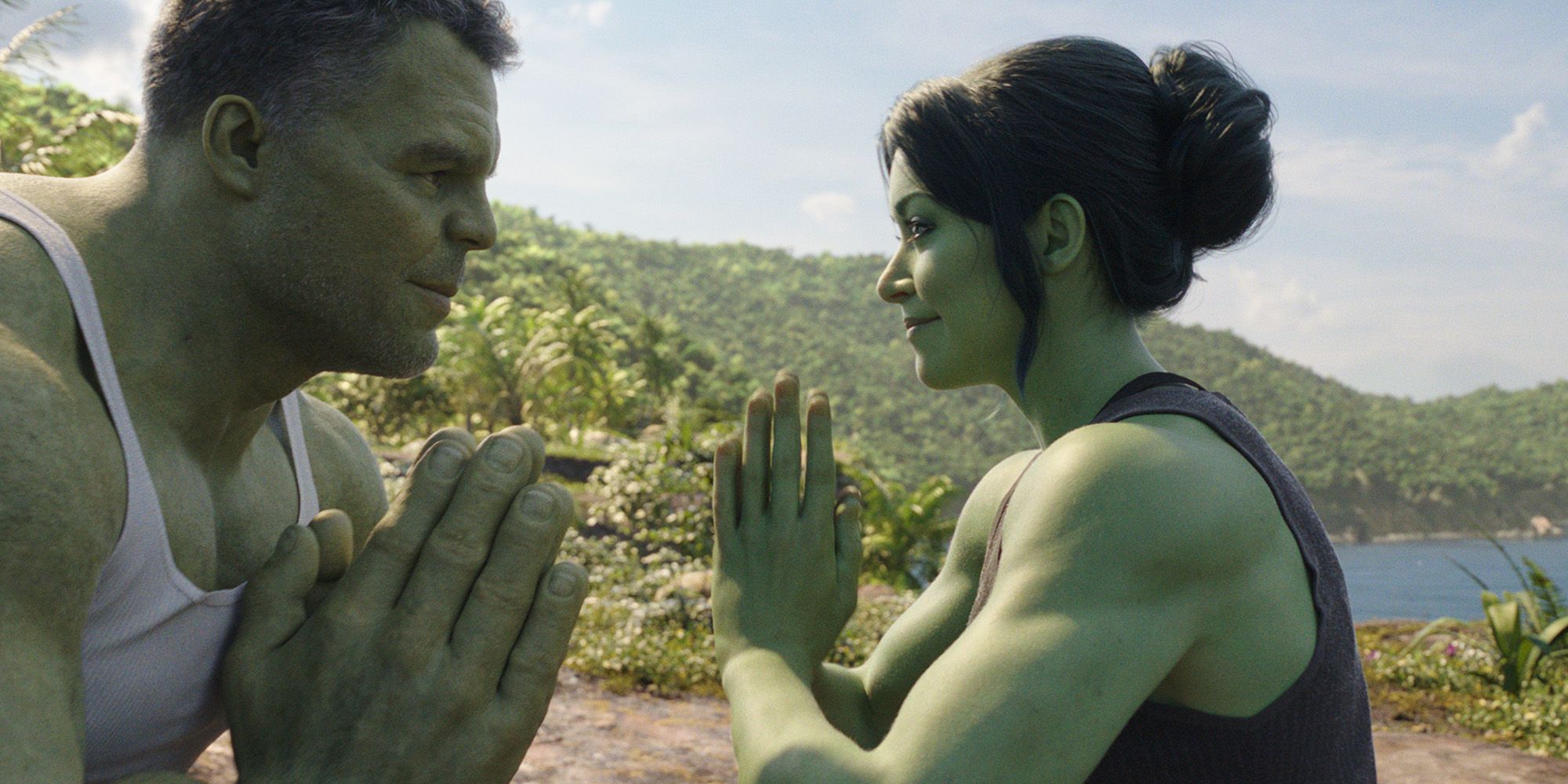 She-Hulk-Episode-1-Bruce-Banner-Jennifer-Walters-training-on-beach-island-1