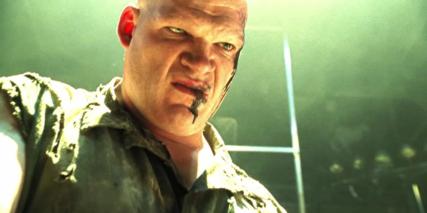 Kane as Titan in Smallville bleeding from the mouth