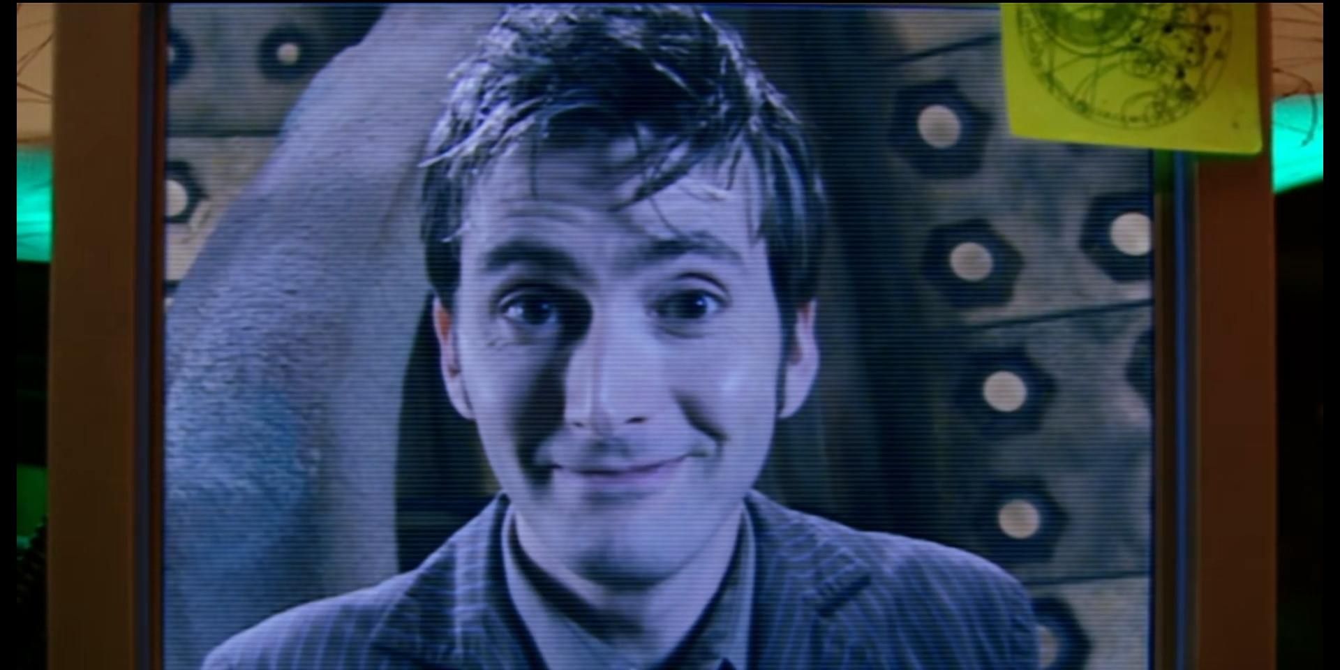The Tenth Doctor leaves a message for Martha Jones in Human Nature.