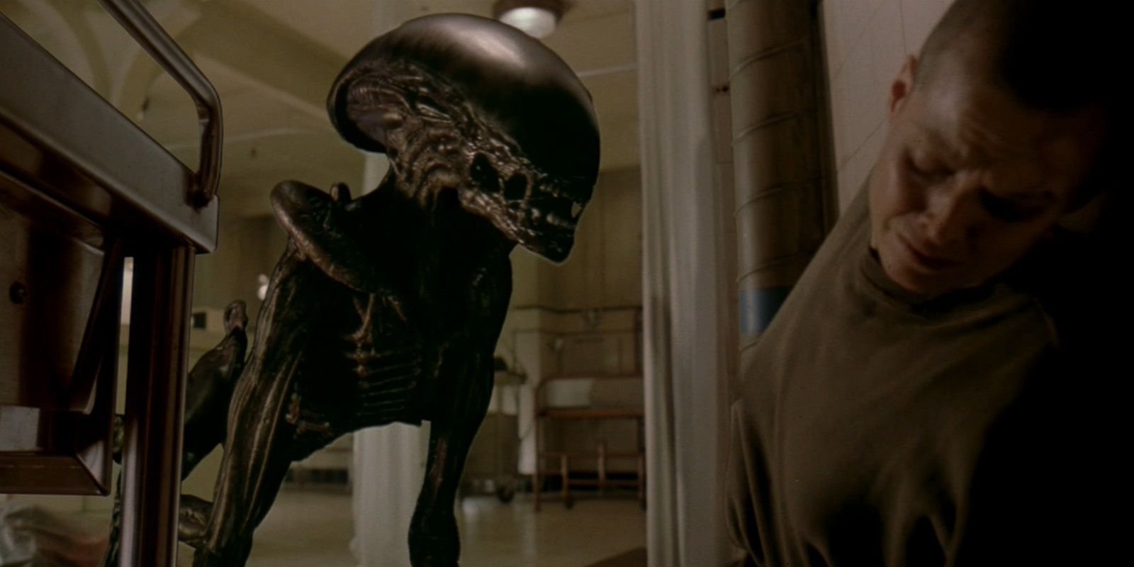 The Dragon confronts Ripley in Alien 3