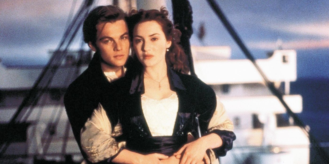 Jack hugging Rose from behind in Titanic