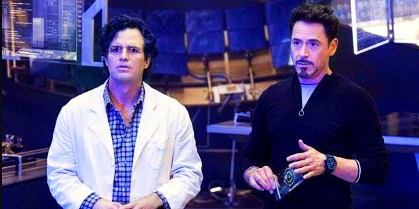 Robert Downey Jr. como Tony Stark e Mark Ruffalo como Bruce Banner em Avengers: Age of Ultron