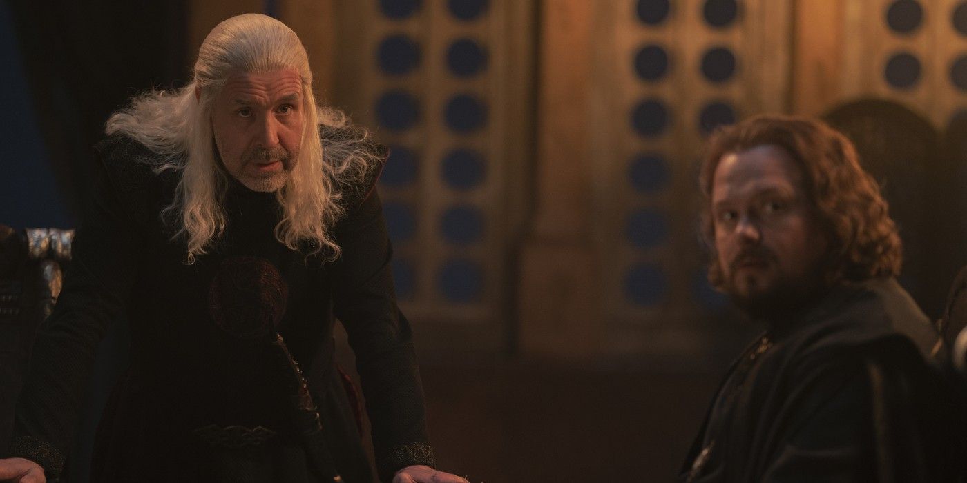 King Viserys and Lyonel Strong during a Small Council meeting in House of the Dragon