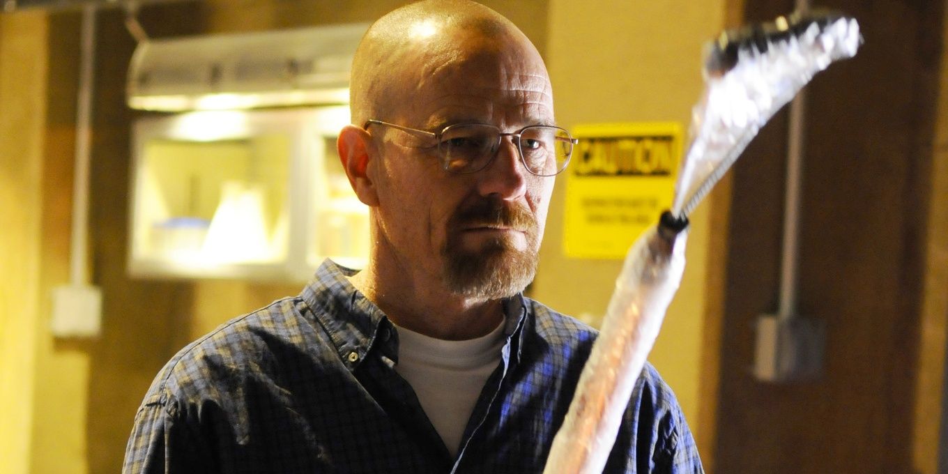 Walter White segurando um bastão em Breaking Bad 