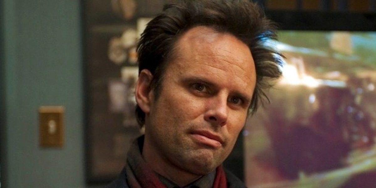 Walton Goggins smirking in Justified