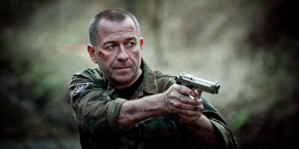 Sean Pertwee in Dog Soldiers