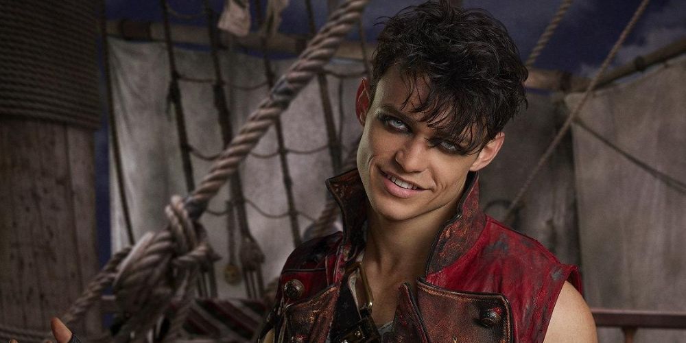Thomas Doherty as Harry Hook in Descendants 3