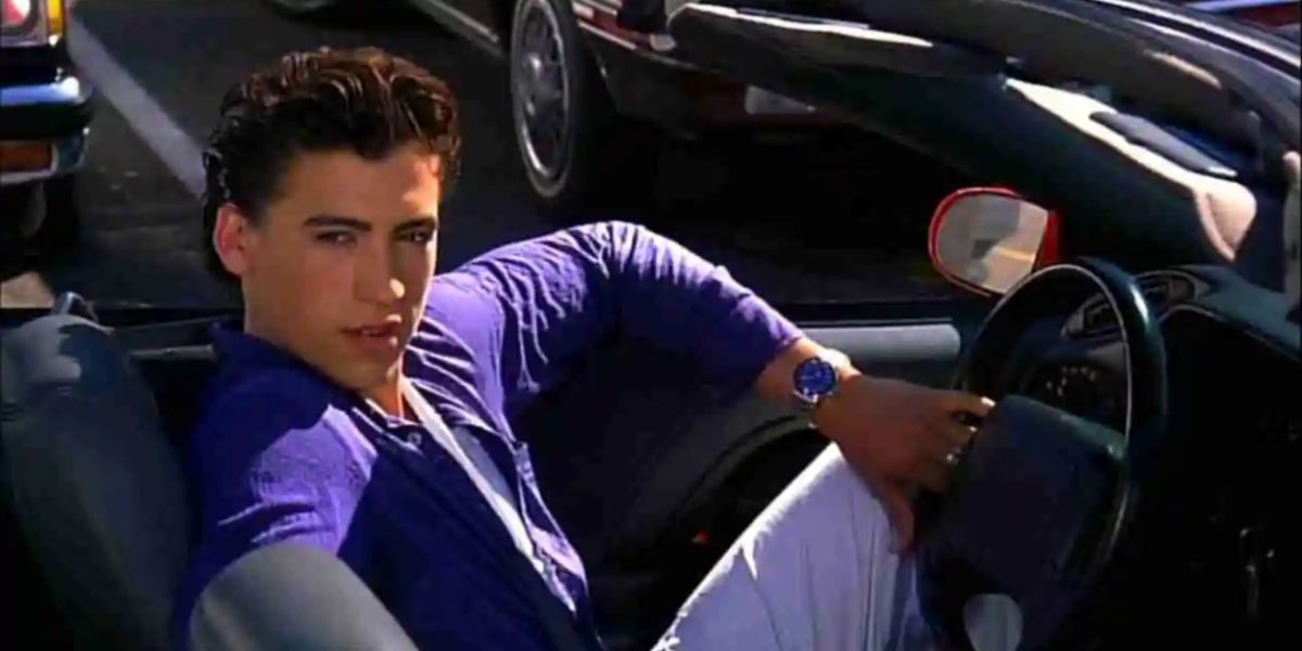 Joey in his convertible in 10 Things I Hate About You