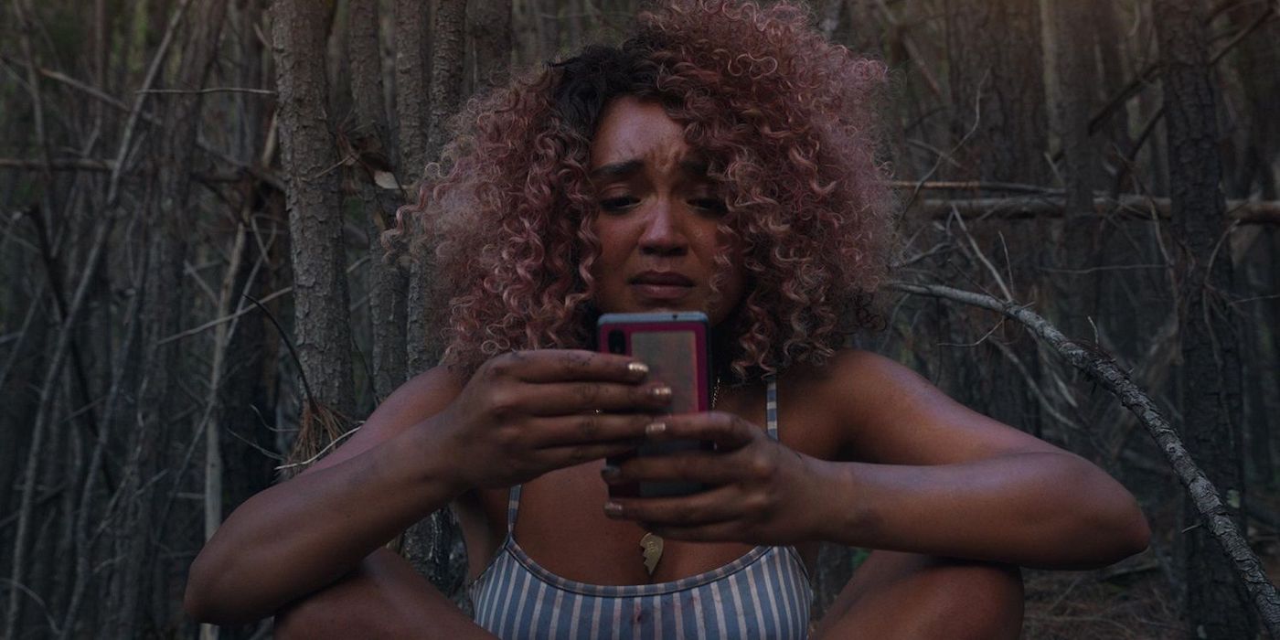 Aisha Dee as Cecilia in Sissy (2)