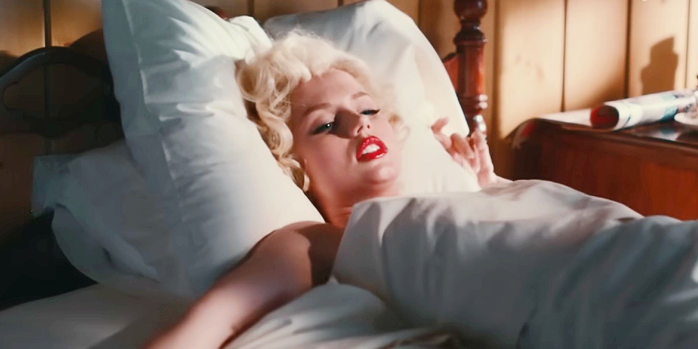 Ana de Armas as Marilyn Monroe laying in bed in Blonde