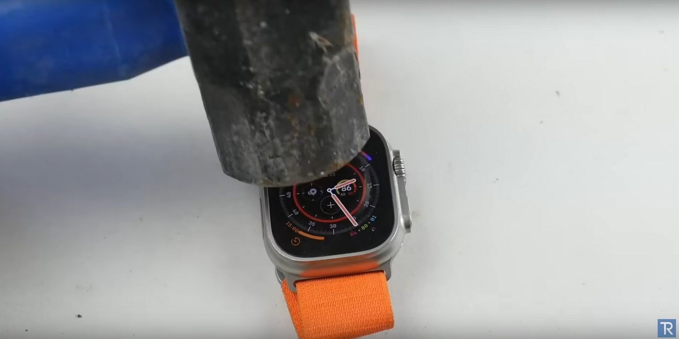 Test de durabilité du test de marteau Apple Watch Ultra