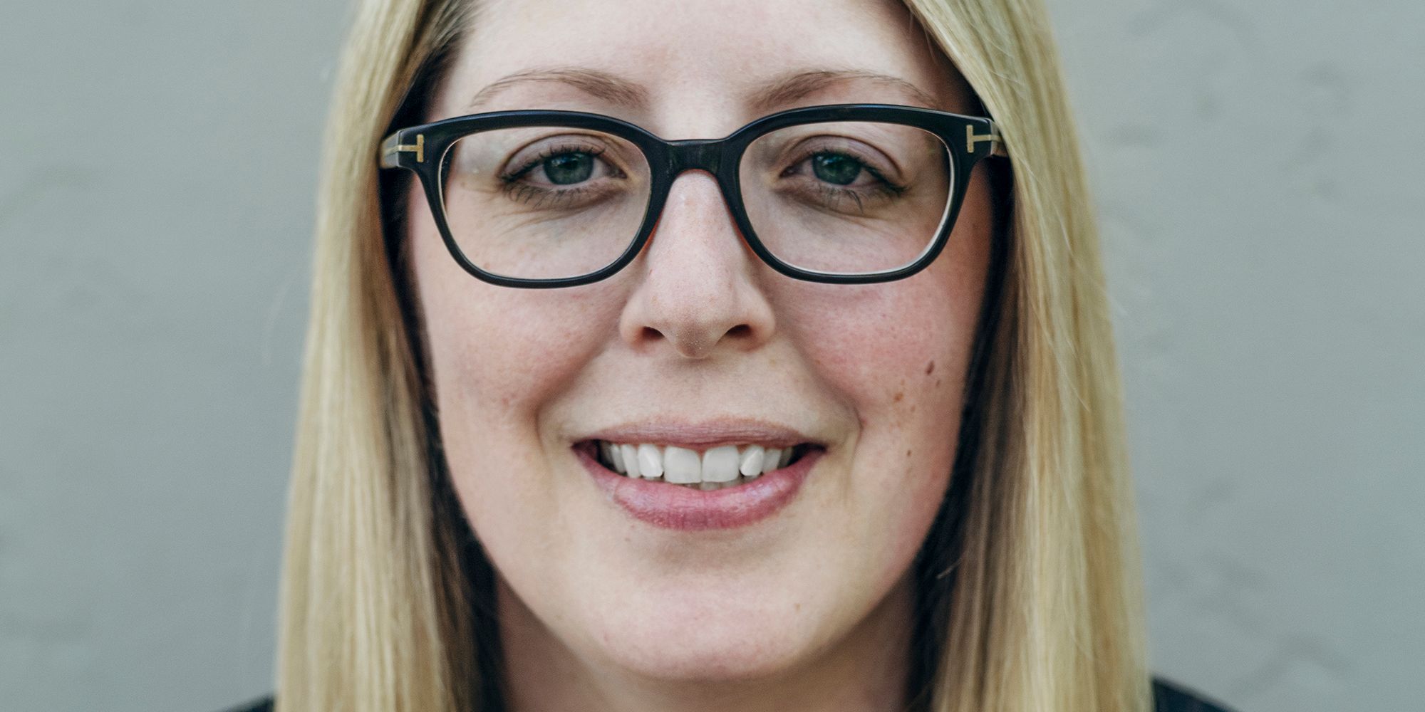 Author Emily Zemler Headshot