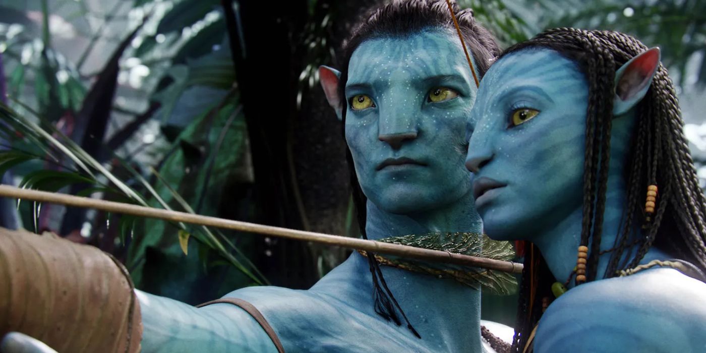Neytiri shows Jake how to use a bow and arrow in Avatar