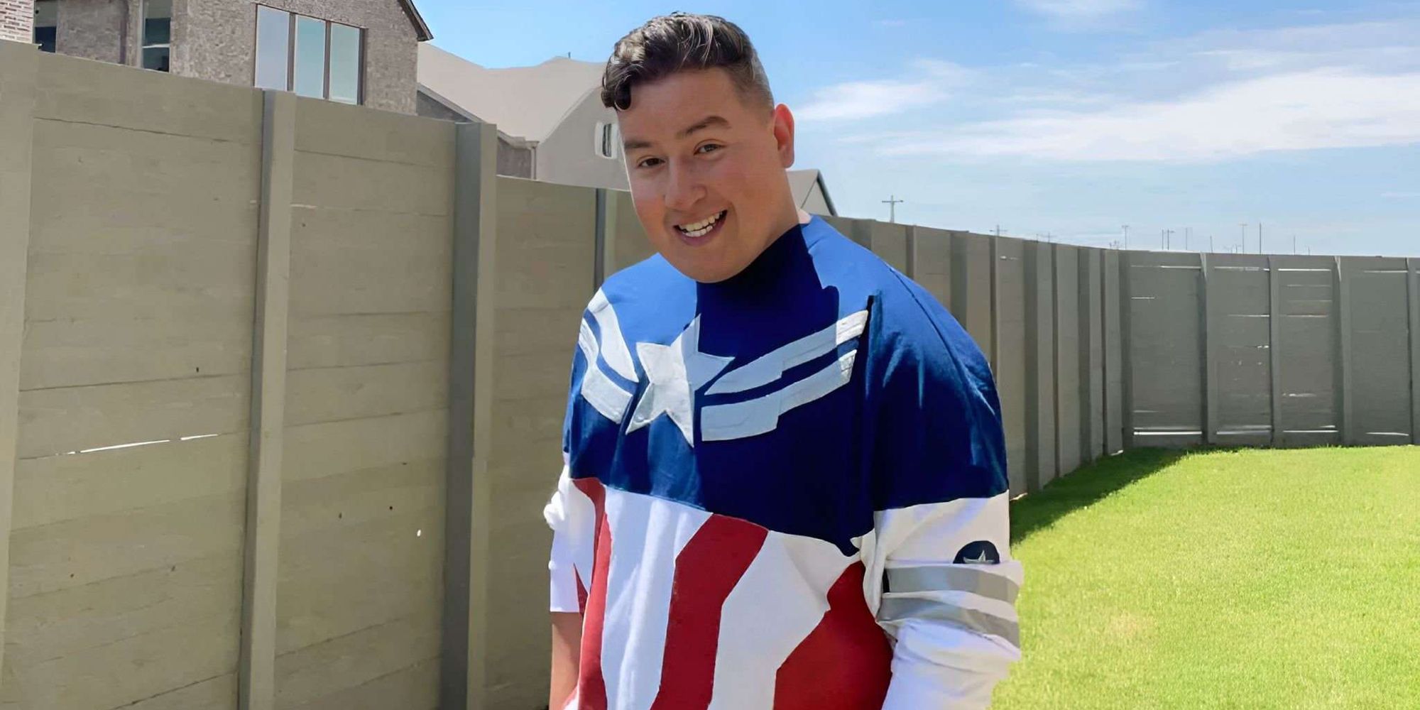 Cris Parker AKA 3CFilms from TikTok in a Captain America shirt