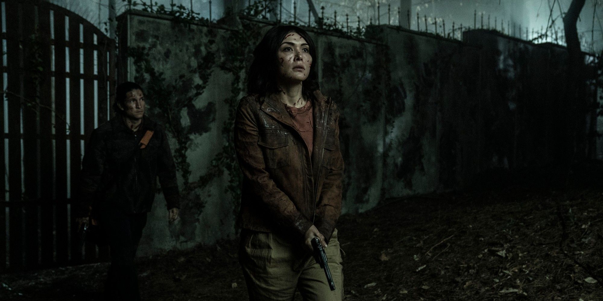 Daniella Pineda as Idalia in Tales of Walking Dead