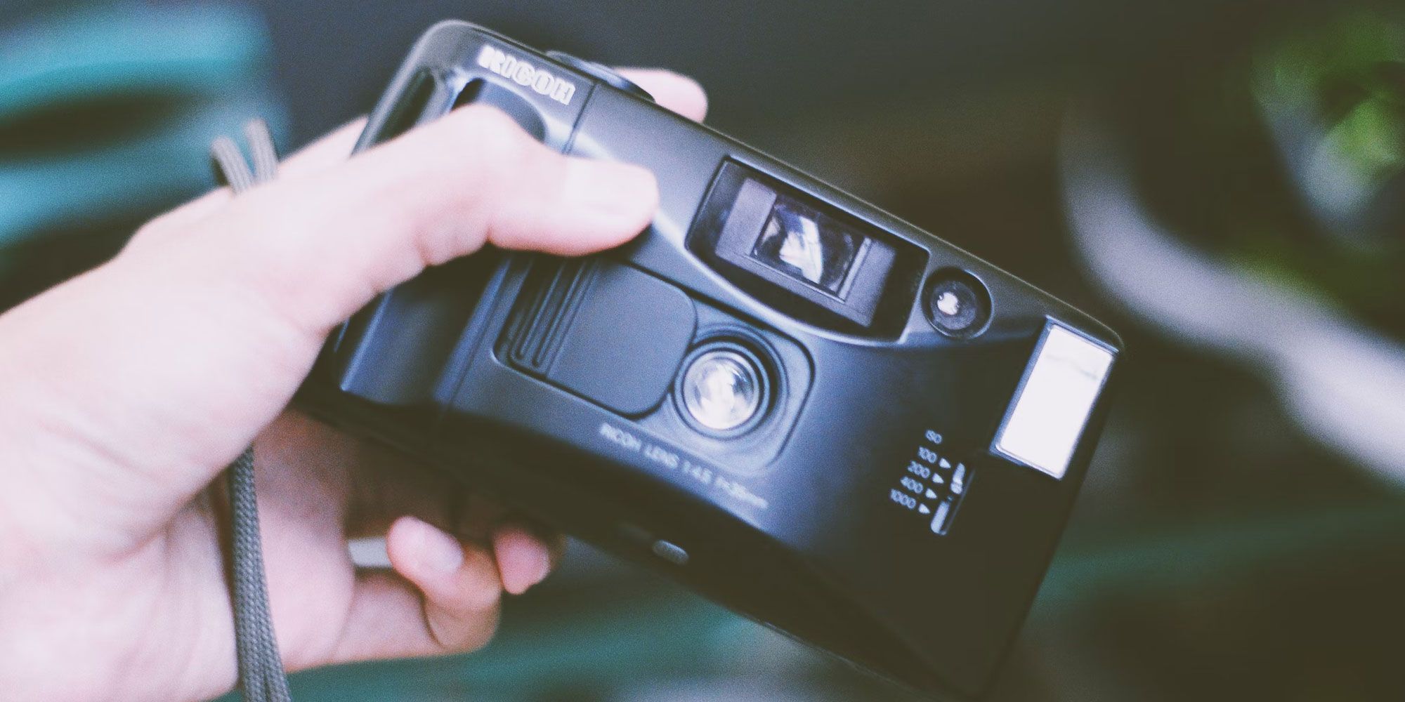 Disposable-Cameras-