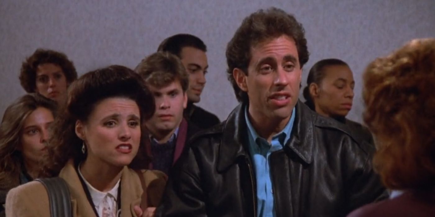 Elaine e Jerry em um aeroporto em Seinfeld.