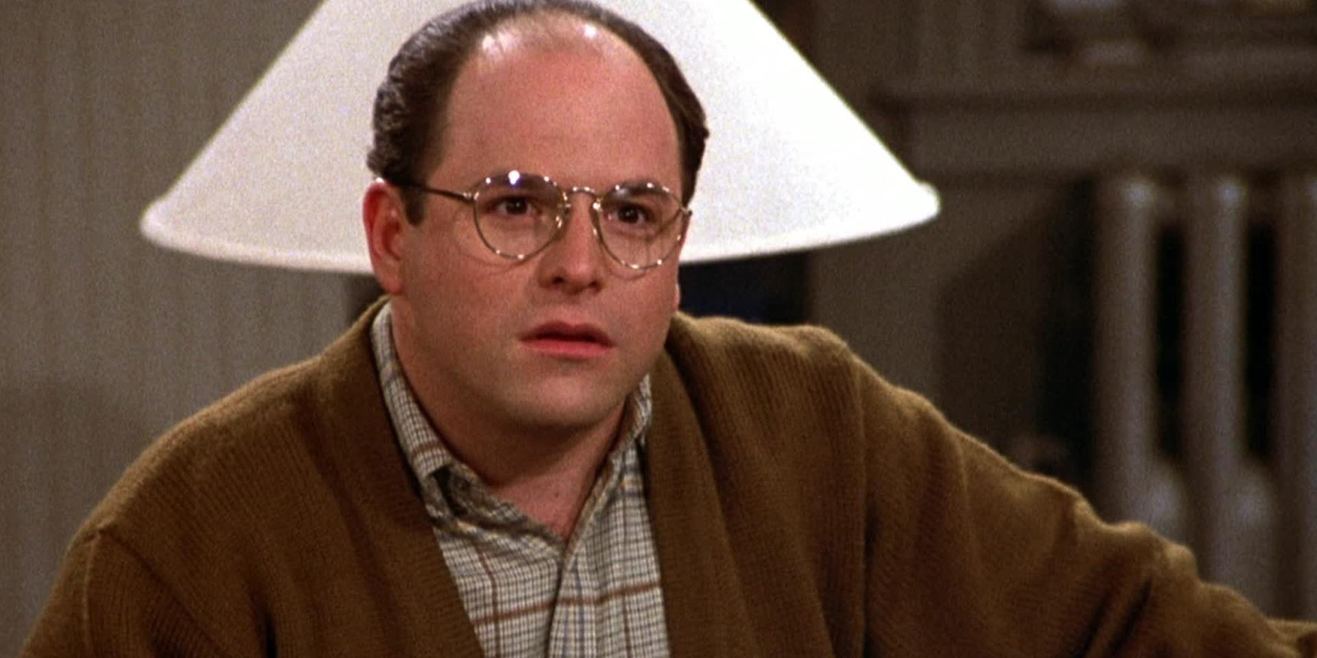 George parecendo bravo em Seinfeld 