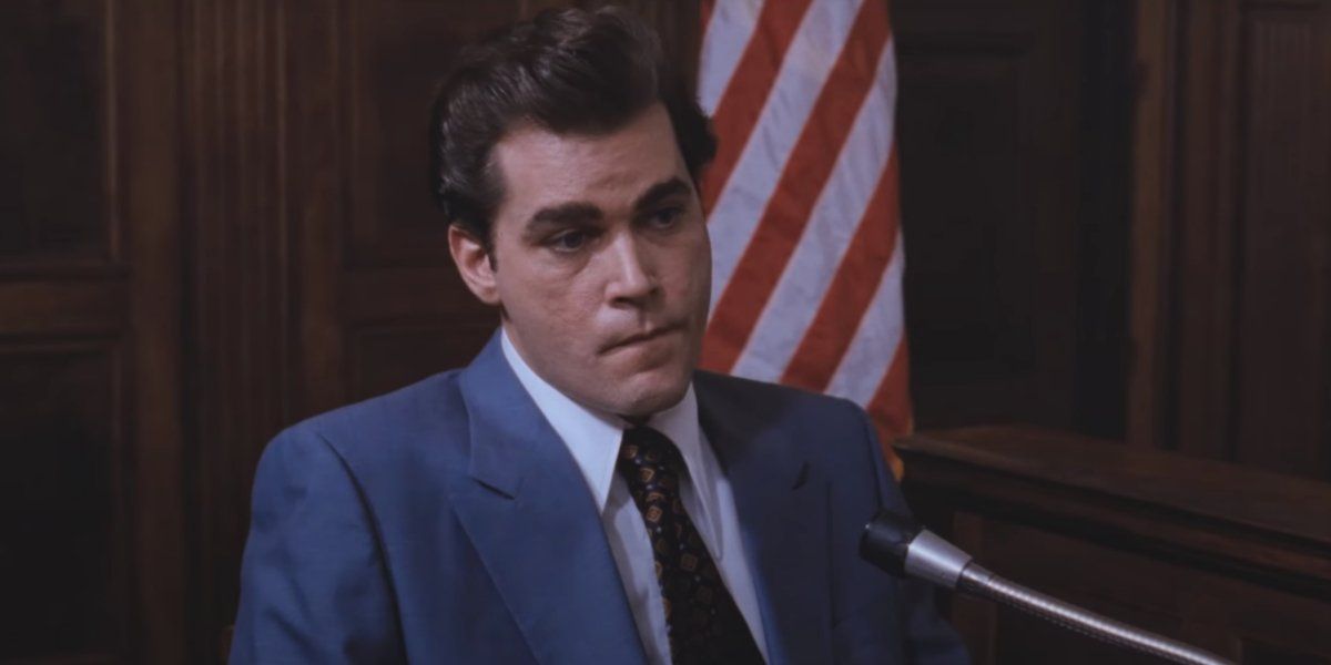 Henry Hill testifying in court during the finale of Goodfellas.