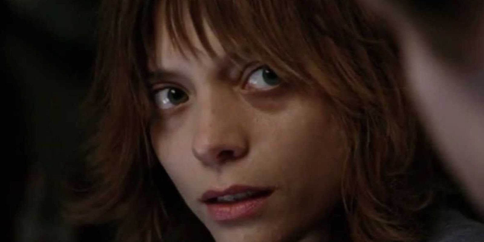 Grace meets an alien in AHS Assylum