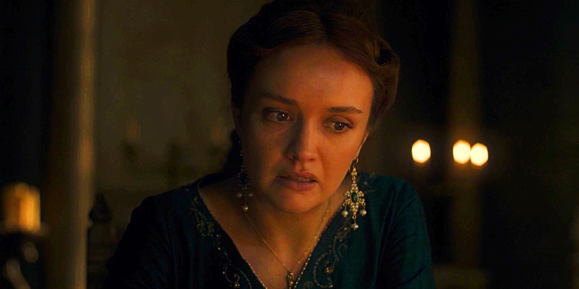 Olivia Cooke as Alicent Hightower in House Of The Dragon Episode 6
