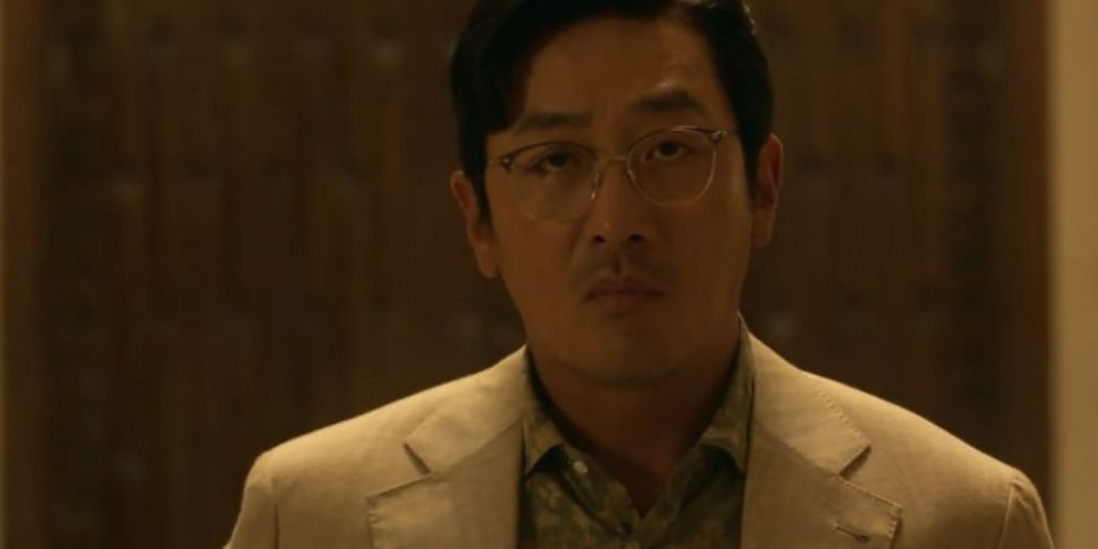 In-gu makes a deal with Pastor Jeon in Narco Saints