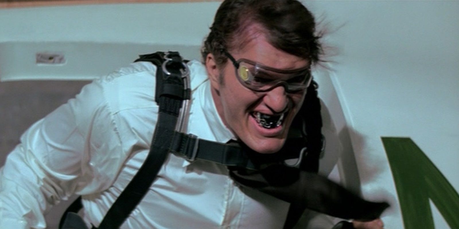 Jaws prepares to jump out of a plane in Moonraker
