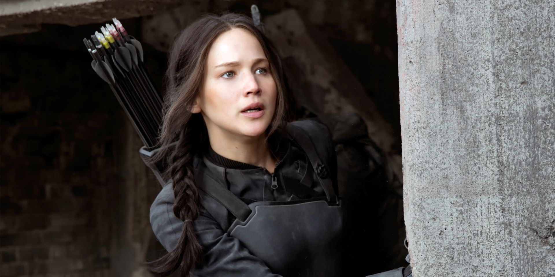 Jennifer Lawrence como Katniss em Jogos Vorazes A Esperança Parte 2