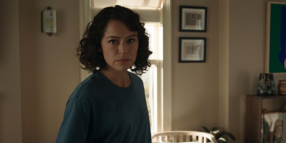 Jennifer Walters looks disappointed in her house in She-Hulk