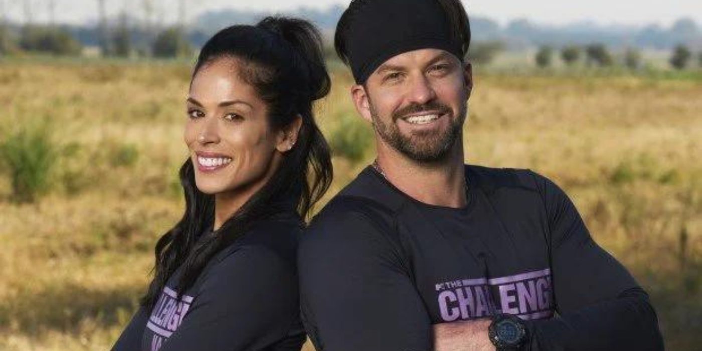 Johnny “Bananas” and Nany posing back-to-back in The Challenge Ride or Dies
