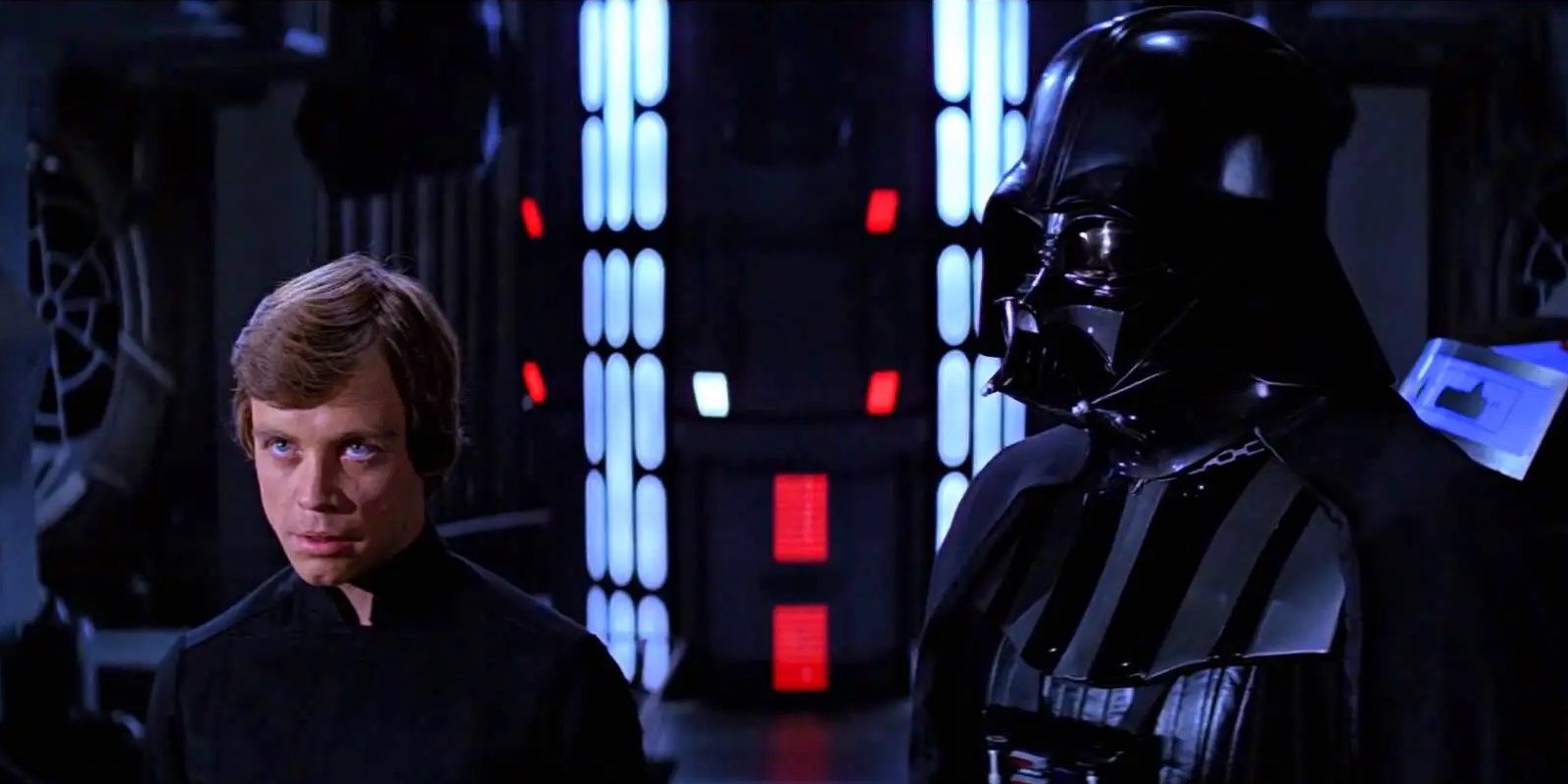 Luke e Vader chegam à sala do trono do Imperador em O Retorno de Jedi