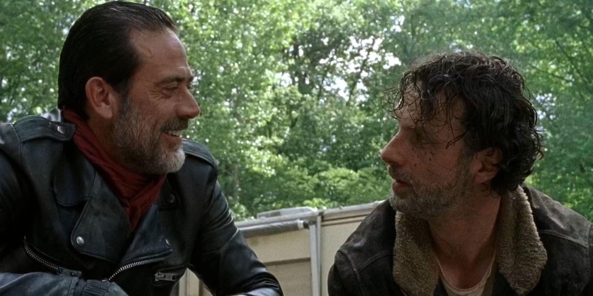 Negan rindo de Rick em The Walking Dead 