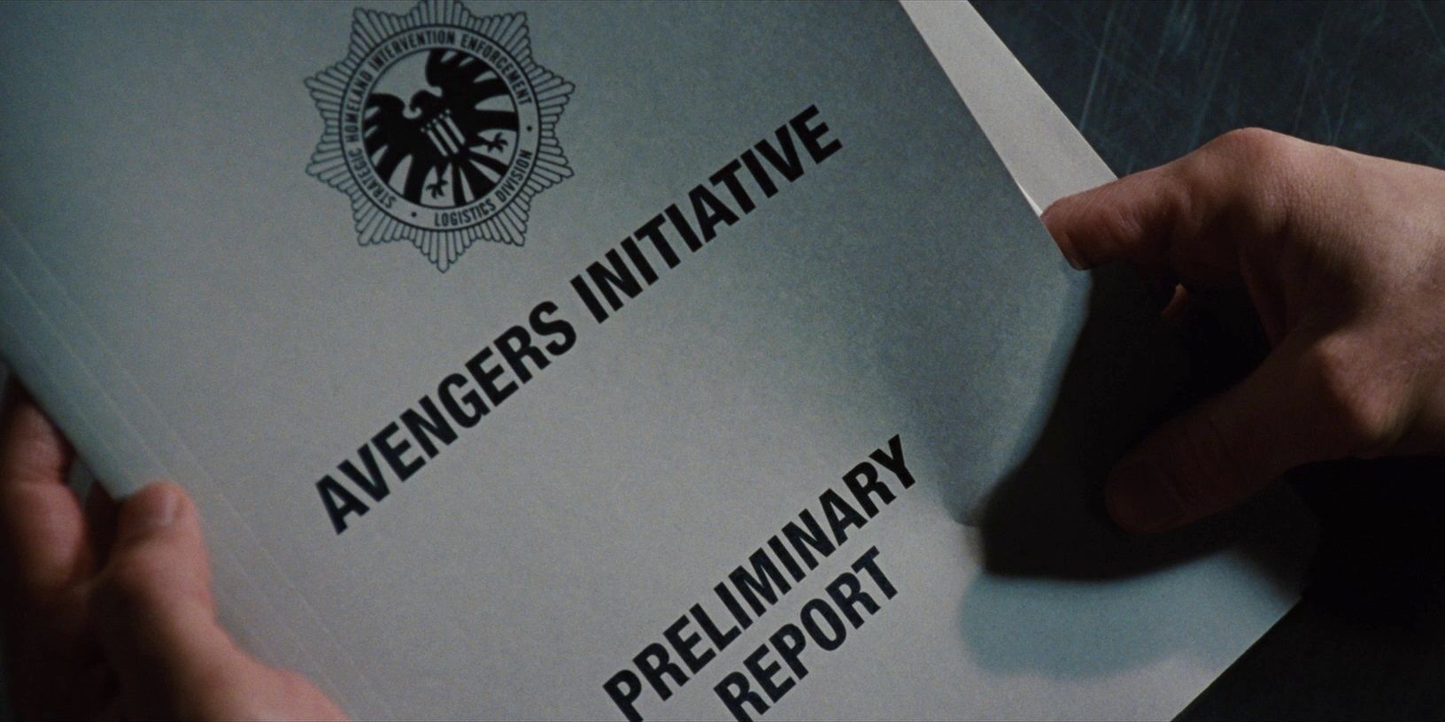 Nick Fury elabora a Iniciativa Vingadores em Capitã Marvel