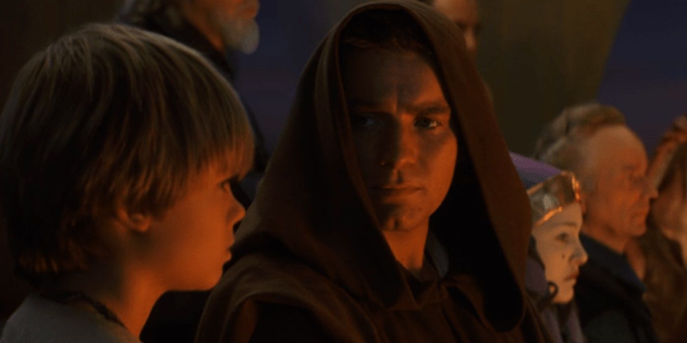 Obi-Wan e Anakin no funeral de Qui-Gon em A Ameaça Fantasma