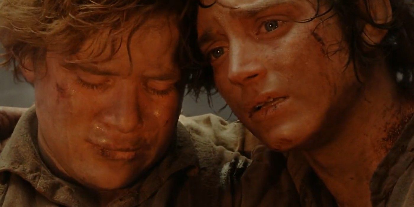 Sean Astin as Sam and Elijah Wood as Frodo in Lord of the Rings Return of the King