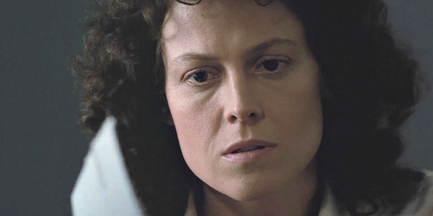 Sigourney Weaver As Ripley In Aliens gazing very intently.