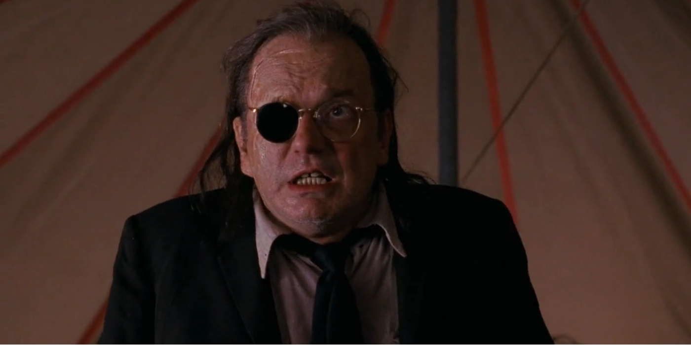 10 Priests In Horror Movies, Ranked Least To Most Terrifying