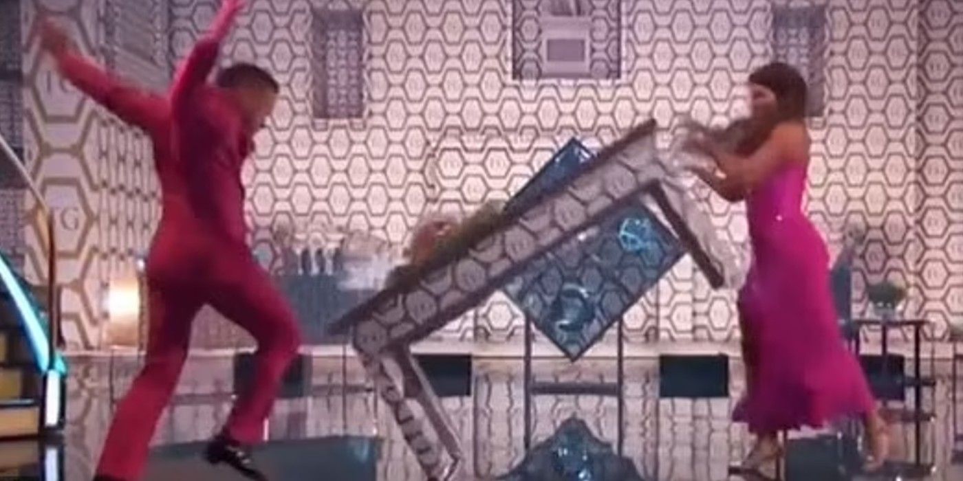 Teresa Giudice e Pasha Pashkov em Dancing With The Stars recriando o flip de mesa