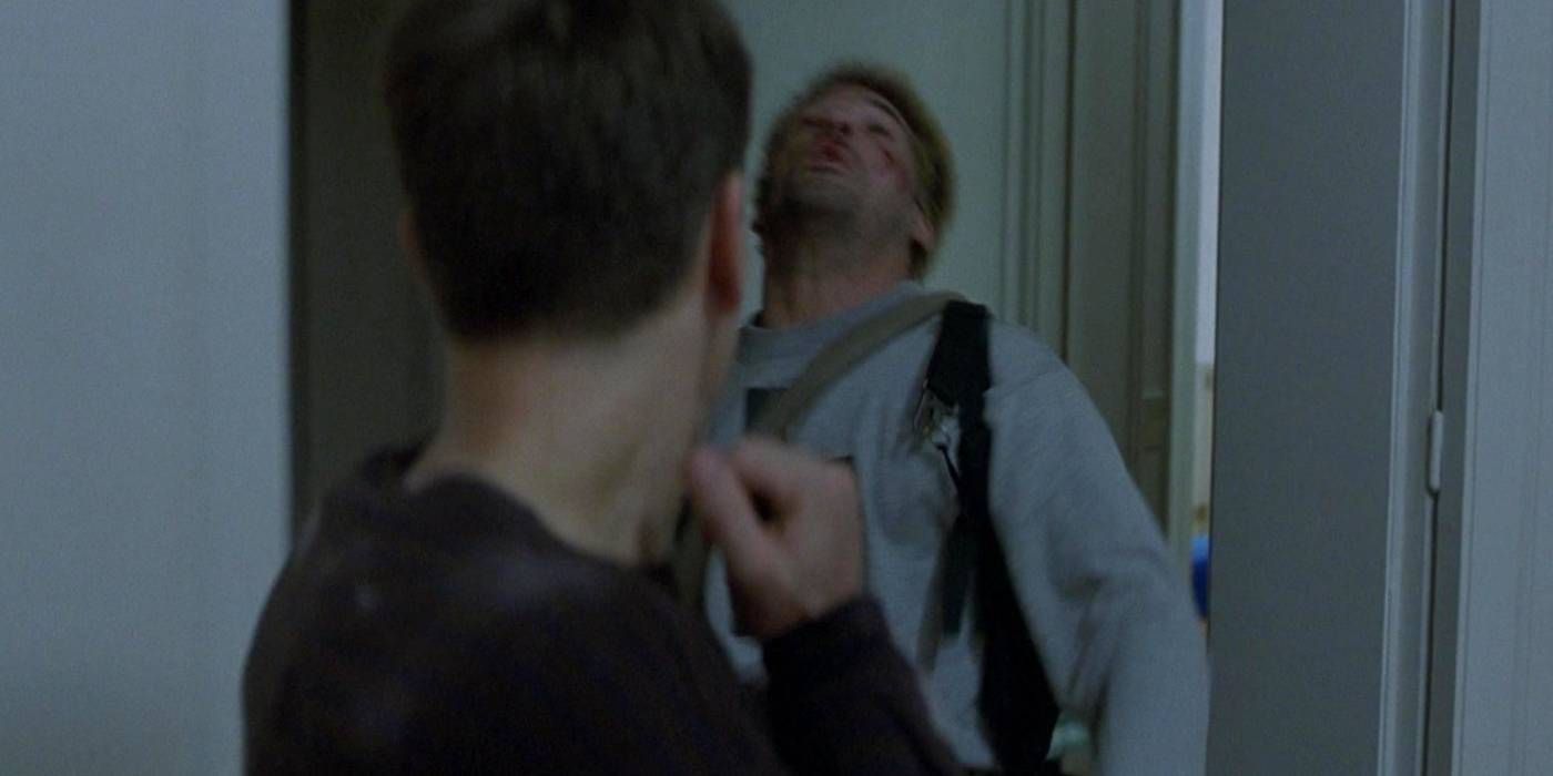 Gambar adegan pertarungan Bourne Identity