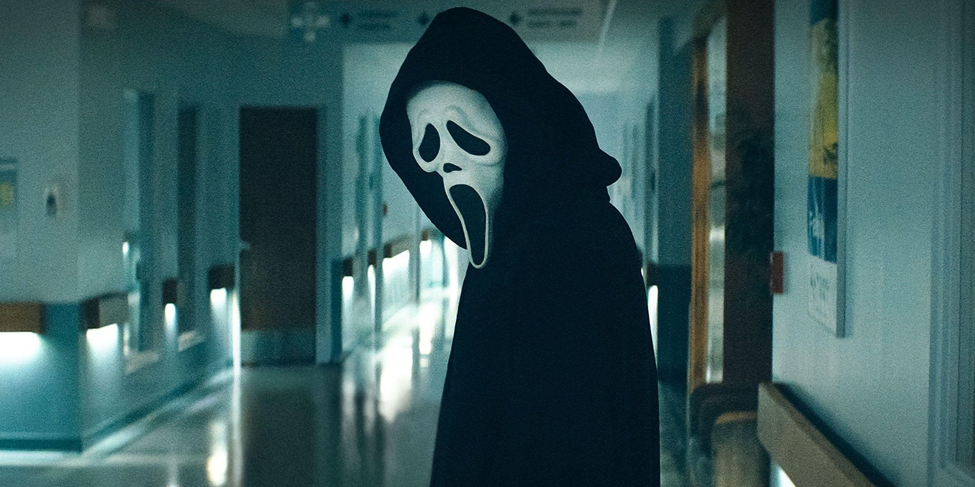 The Ghostface killer in a hospital in Scream 2022