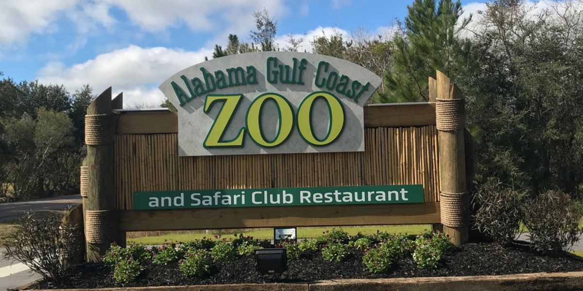 O sinal para o Alabama Gulf Coast Zoo de The Little Zoo That Could