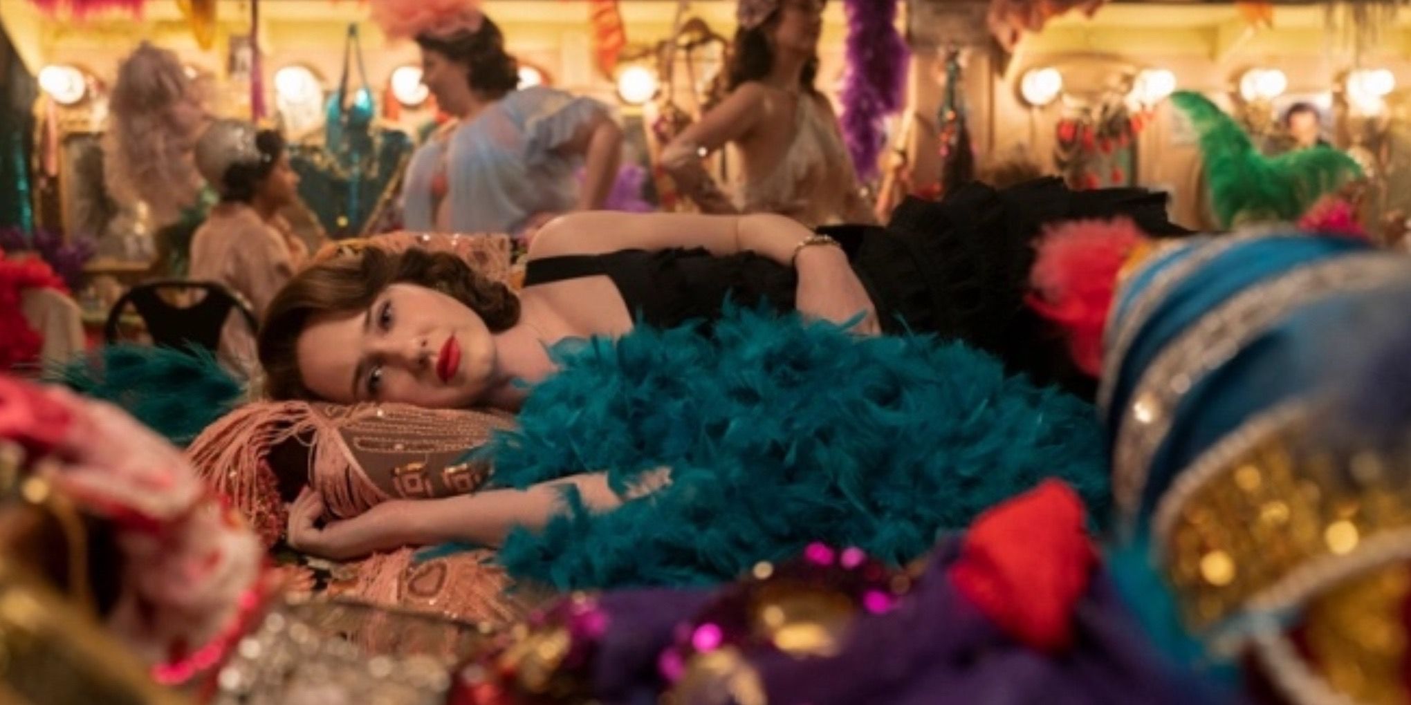 Midge in The Marvelous Mrs. Maisel lying down