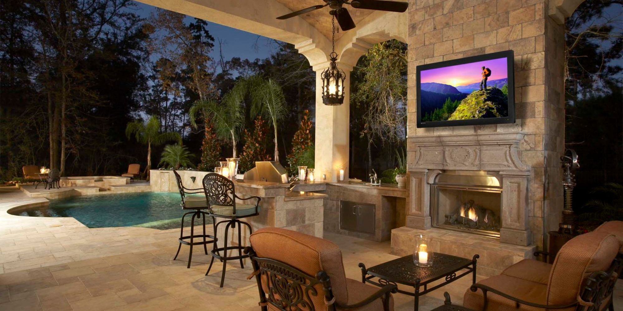 best-outdoor-tvs-patio-mounted
