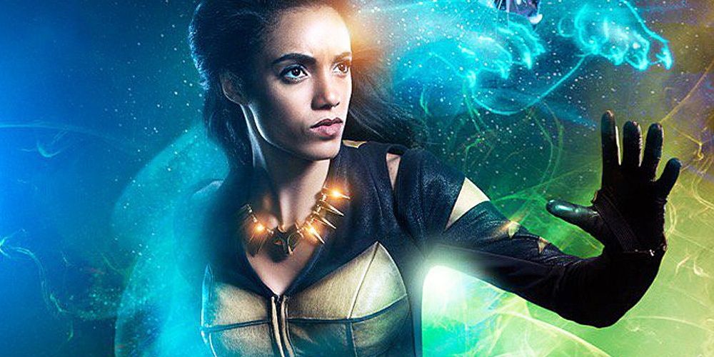 Vixen looking sideways in Legends of Tomorrow Cropped