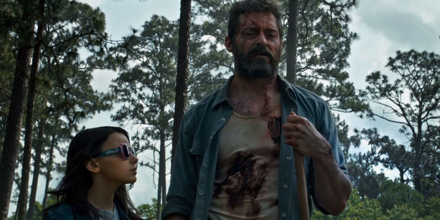Wolverine na floresta com X-23 em Logan