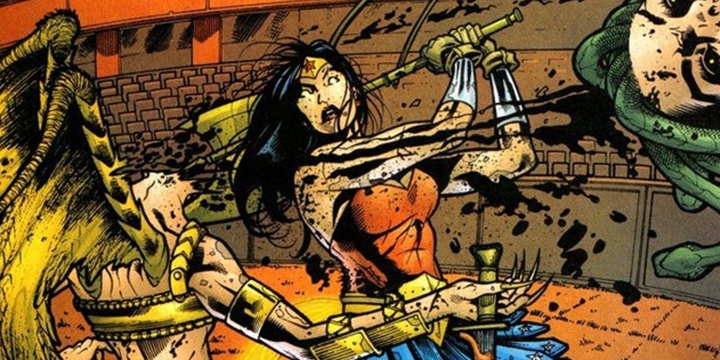 Wonder Woman beheading Medusa (DC Comics)