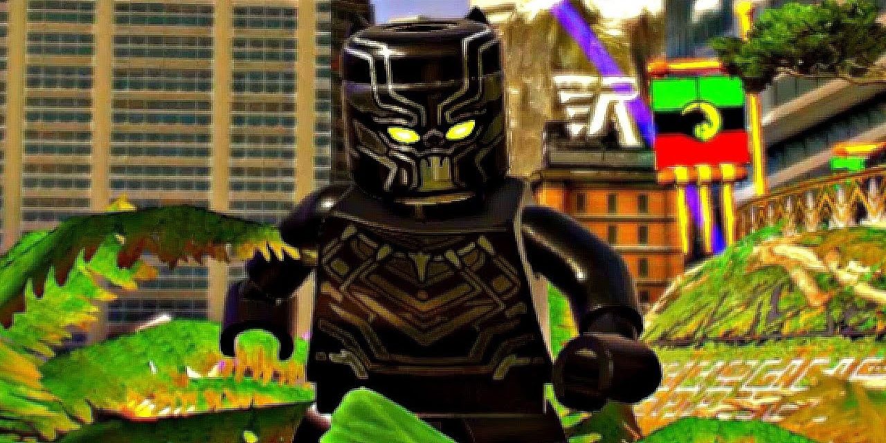 Black Panther walks through a thicket in Lego Marvel Superheroes