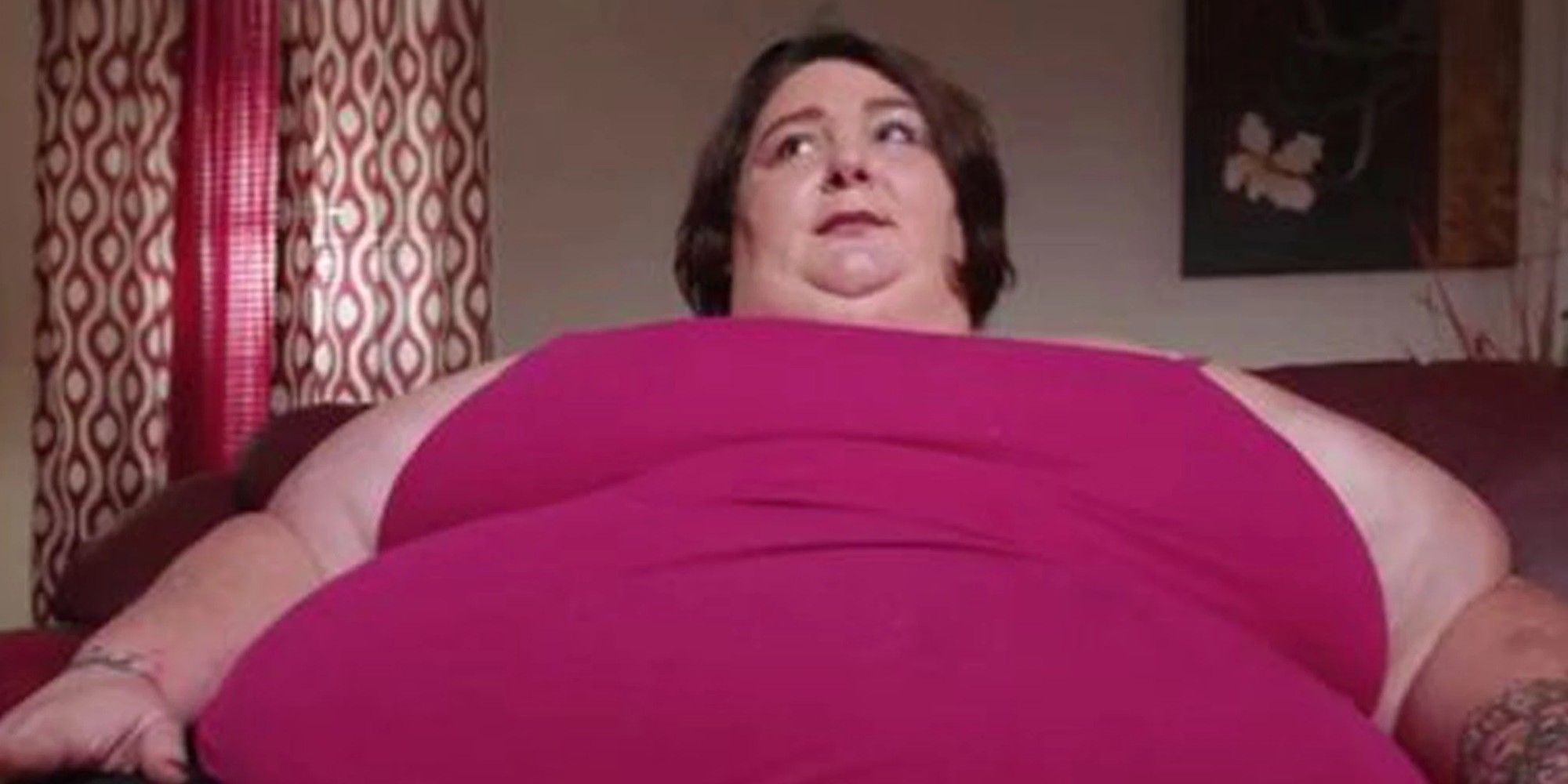 coliesa mcmillian my 600 lb life pink top on the couch