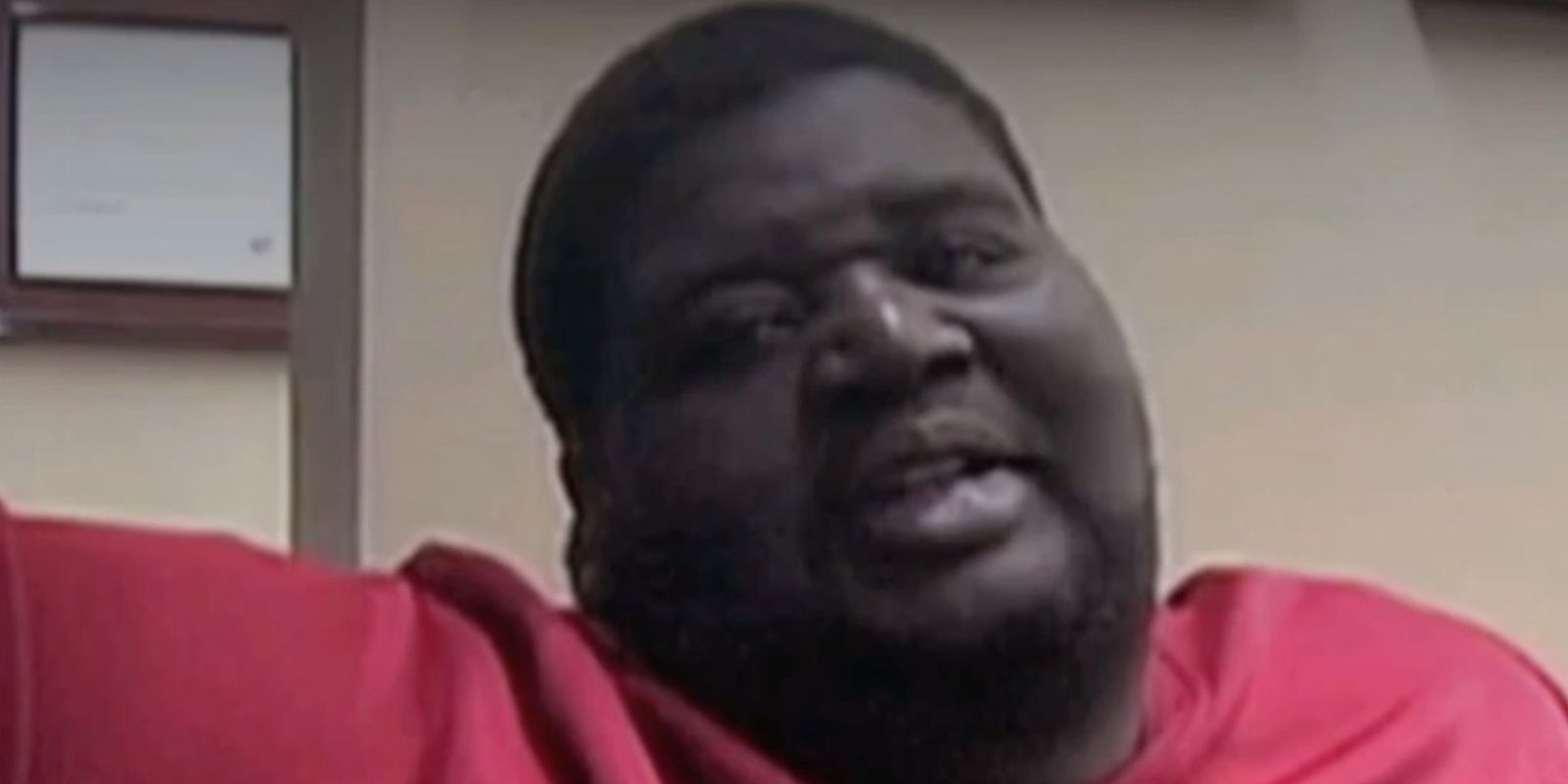 Henry Foots My 600-Lb Life close up in red shirt