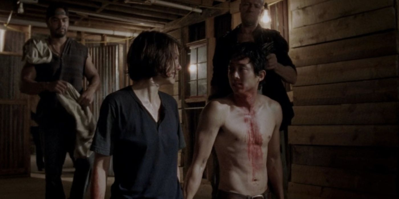Maggie e Glenn sendo feitos reféns em The Walking Dead
